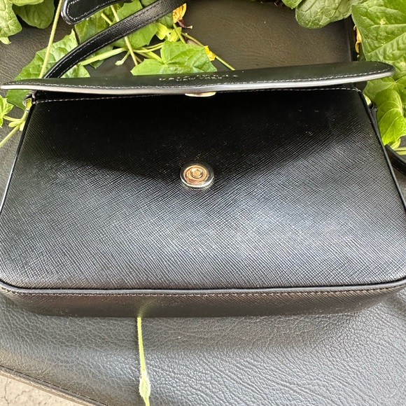 Kate Spade Sadie Envelope Crossbody - Picture 4 of 9